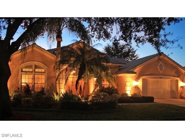 249 Monterey Dr., Naples, FL 34119