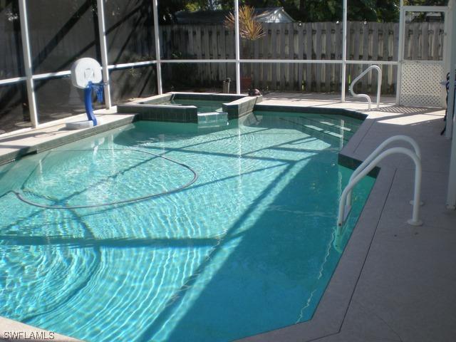 27565 Los Amigos Ln., Bonita Springs, FL 34135