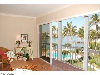 400 Park Shore Dr. #402, Naples, FL