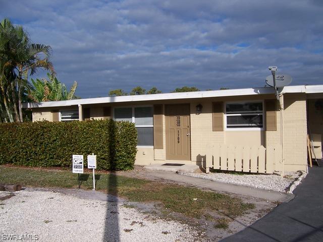 1709 Harbor Ln., Naples, FL