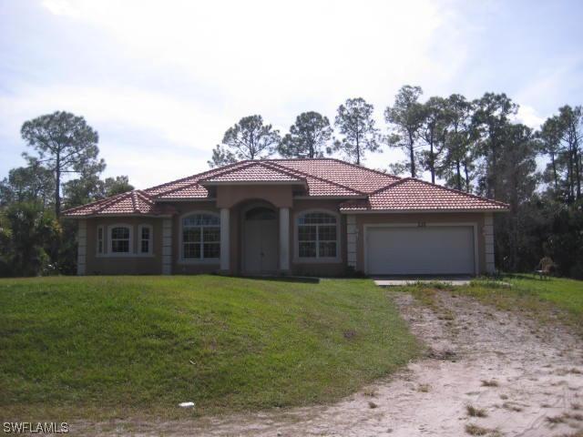 3232 40 Ave., Naples, FL 34117