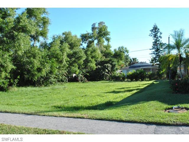 552 111th Ave., Naples, FL