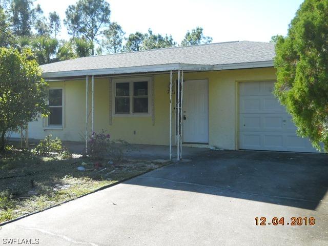 721 Everglades Blvd., Naples, FL 34117
