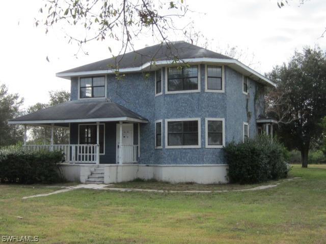 561 20th St., Naples, FL 34120