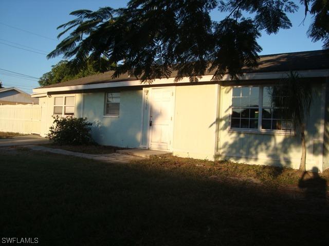 4580 Dorando Dr., Naples, FL 34103