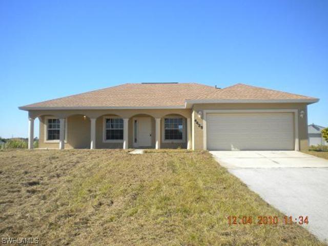 4425 22nd St., Naples, FL 34120