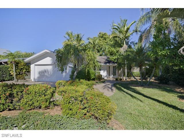455 Central Ave., Naples, FL