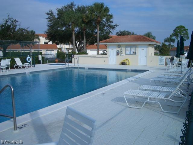 650 Saratoga Cir. #105, Naples, FL