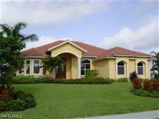1075 Goldenrod Ave., Marco Island, FL