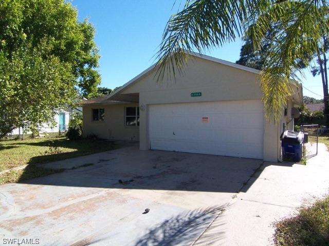 27544 Pinecrest Ln., Bonita Springs, FL