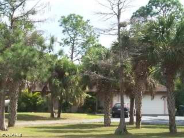 160 Wilson Blvd., Naples, FL 34117