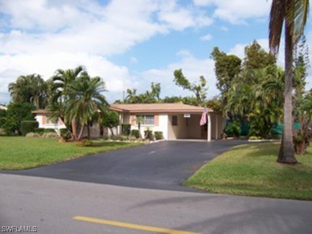 695 11th Ave., Naples, FL