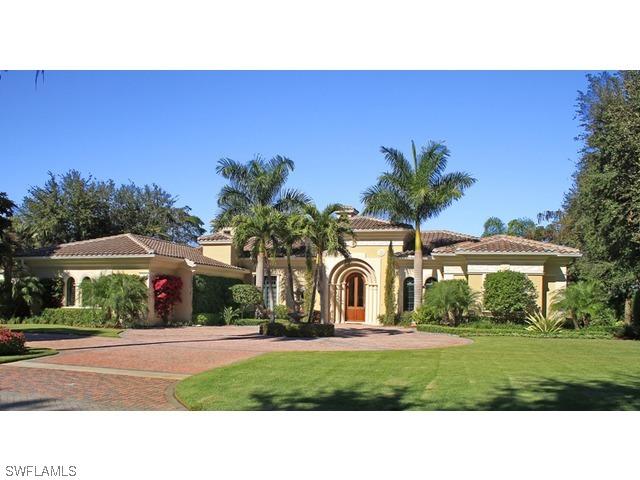 6465 Highcroft Dr., Naples, FL 34119