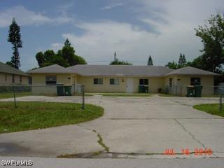 677 105th Ave., Naples, FL 34108