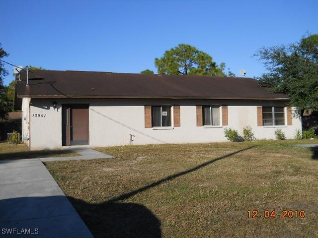 10951 Goodwin St., Bonita Springs, FL