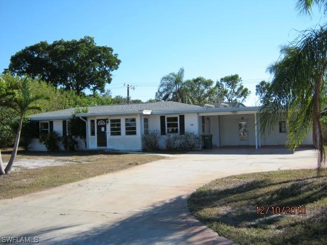 1236 Morningside Dr., Naples, FL 34103