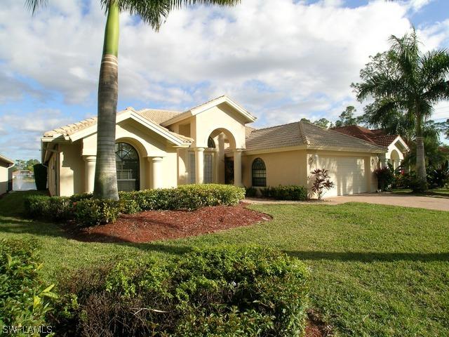 1124 Tivoli Dr., Naples, FL 34104