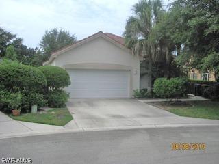 293 Sabal Lake Dr., Naples, FL 34104