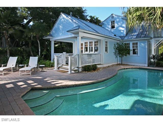 356 11th Ave., Naples, FL 34102