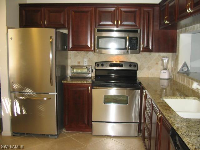 5741 Deauville Cir. #102, Naples, FL