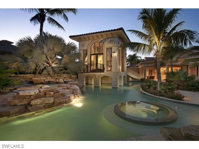 9714 Niblick Ln., Naples, FL 34108