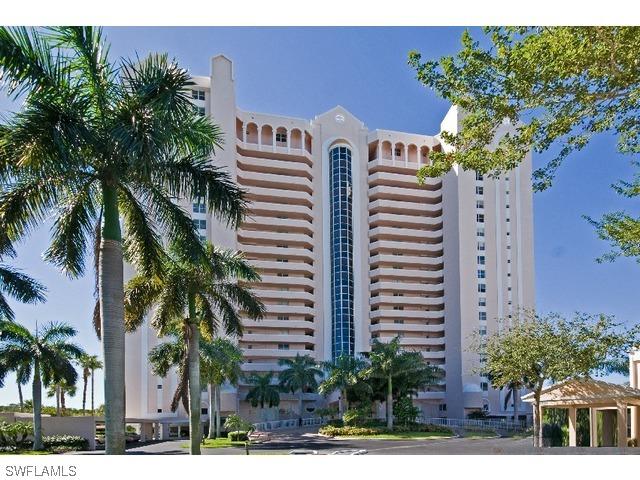 6101 Pelican Bay Blvd. #1404, Naples, FL 34108