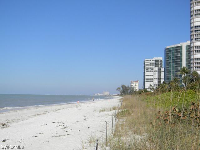 4401 Gulf Shore Blvd. #1006, Naples, FL 34103