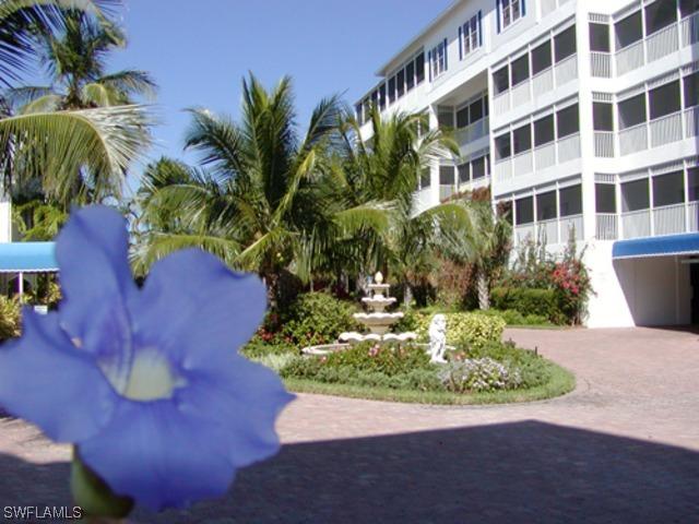 160 Palm St. #202, Marco Island, FL 34145