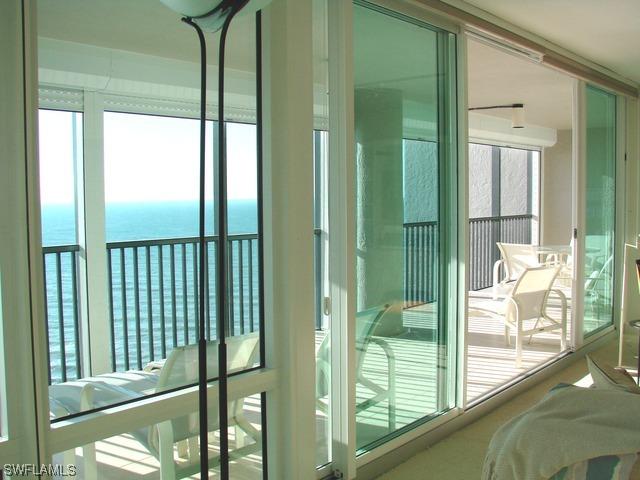 4651 Gulf Shore Blvd. #1401, Naples, FL 34103