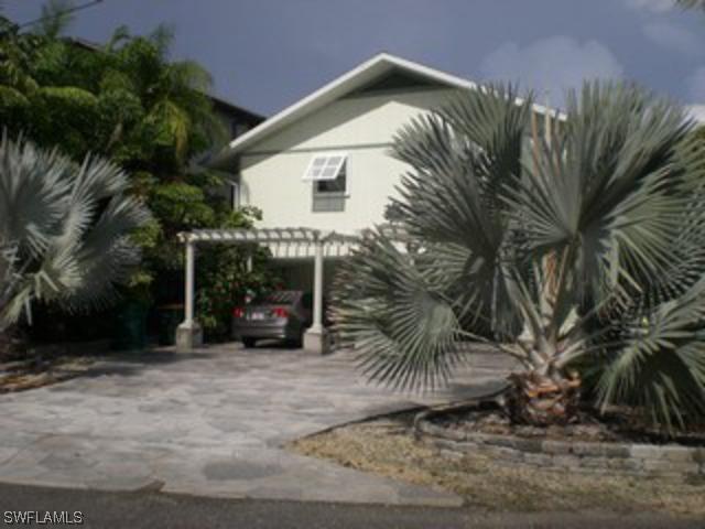 1278 Belaire Ct., Naples, FL