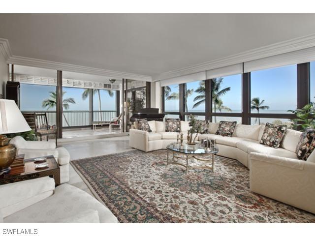 4301 Gulf Shore Blvd. #301, Naples, FL