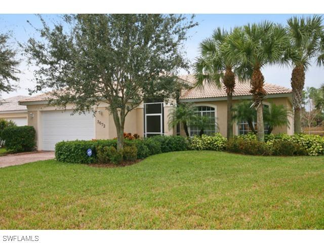 3672 Recreation Ln., Naples, FL 34116