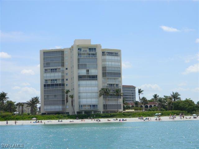 9051 Gulfshore Dr. #101, Naples, FL