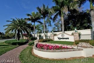 400 Wyndemere Way #305, Naples, FL