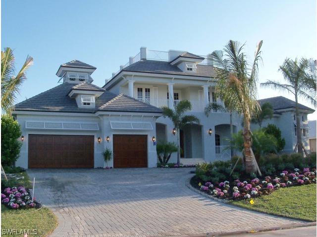 240 Cuddy Ct., Naples, FL 34103