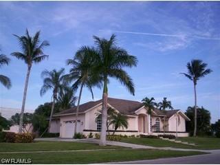 600 Tigertail Ct., Marco Island, FL