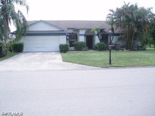 10501 Regent Cir., Naples, FL 34109