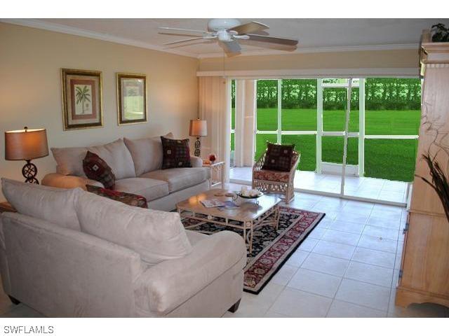 7025 Dennis Cir. #103, Naples, FL