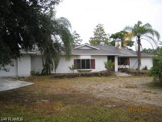 360 8th St., Naples, FL