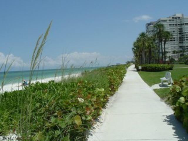 4751 Gulf Shore Blvd. #1705, Naples, FL 34103