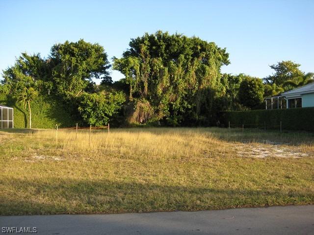 310 Colonial Ave., Marco Island, FL 34145