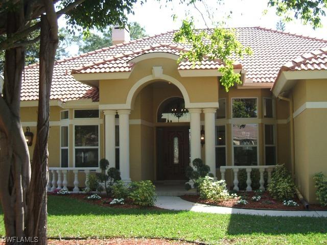 346 Wimbledon Ln., Naples, FL 34104