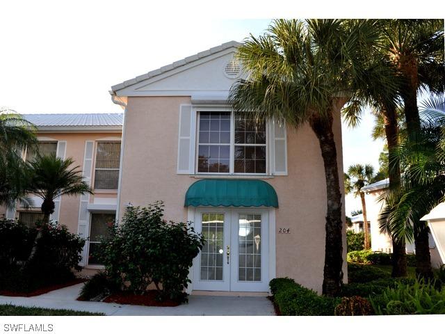 887 Gulf Pavillion Dr. #204, Naples, FL 34108