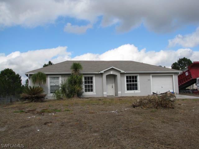 4245 43rd Ave., Naples, FL 34120