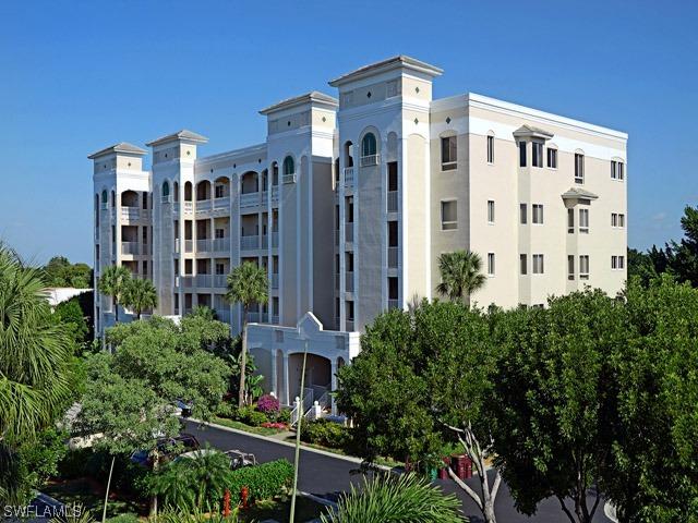 7655 Pebble Creek Cir. #205, Naples, FL