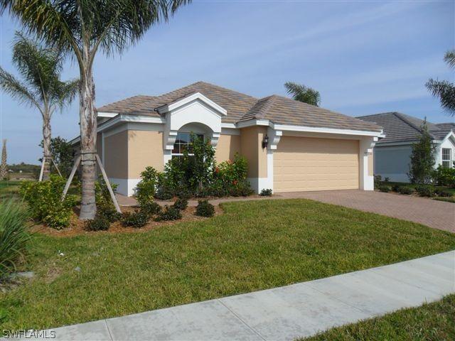 2500 Hopefield Ct., Cape Coral, FL 33991