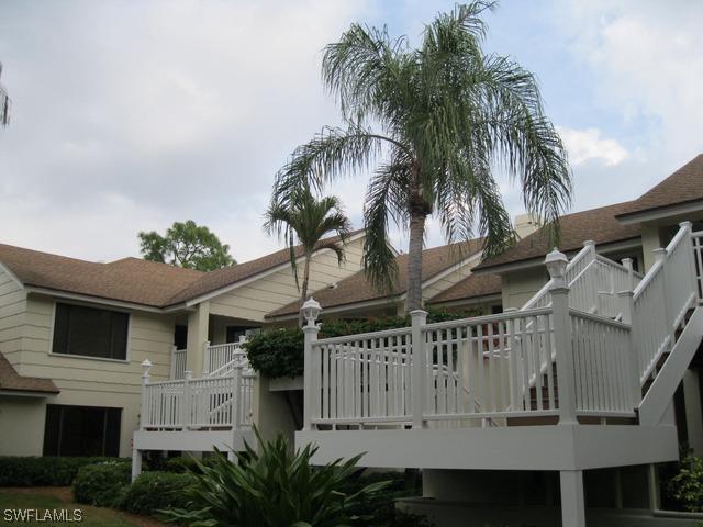 106 Courtside Dr. #202, Naples, FL