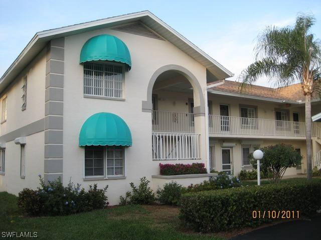313 Gabriel Cir. #10, Naples, FL 34104