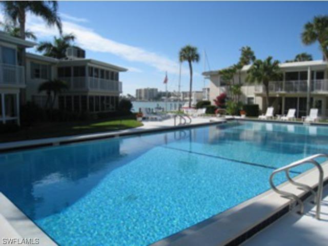 346 Harbour Dr., Naples, FL