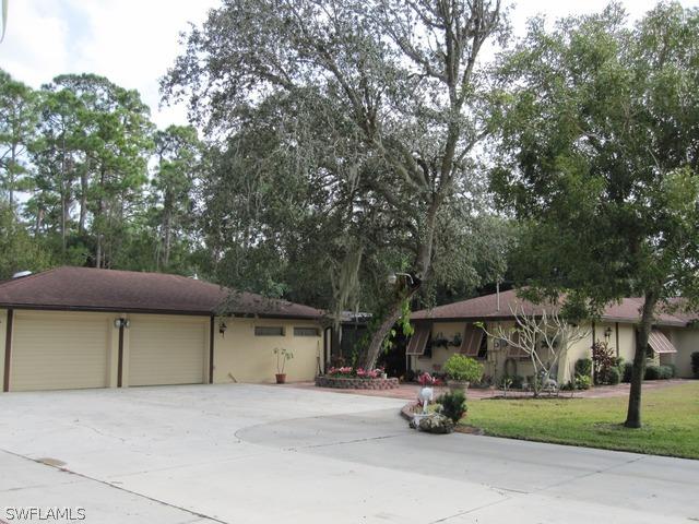 6815 Autumn Ct., North Fort Myers, FL